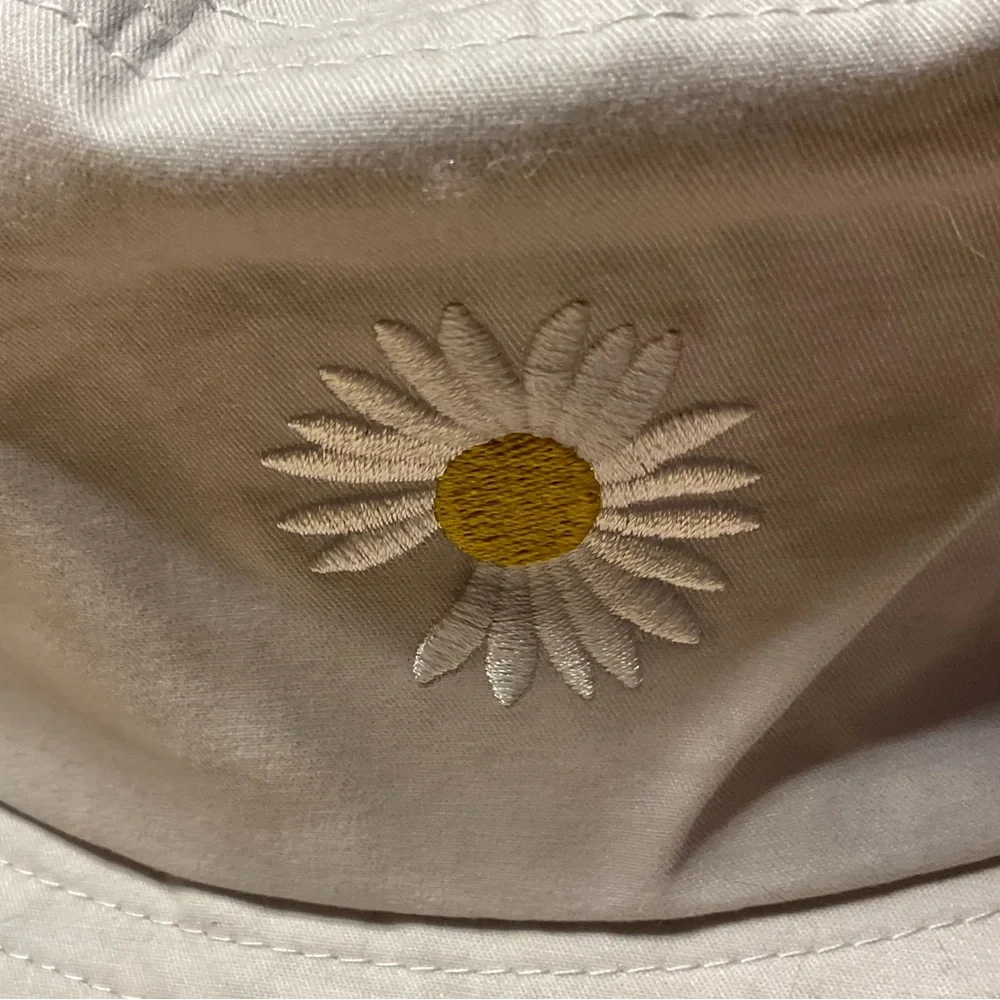Girls Tan Bucket Hat with Daisy Flower Embroidery.